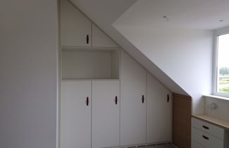 Kast op maat basis wit